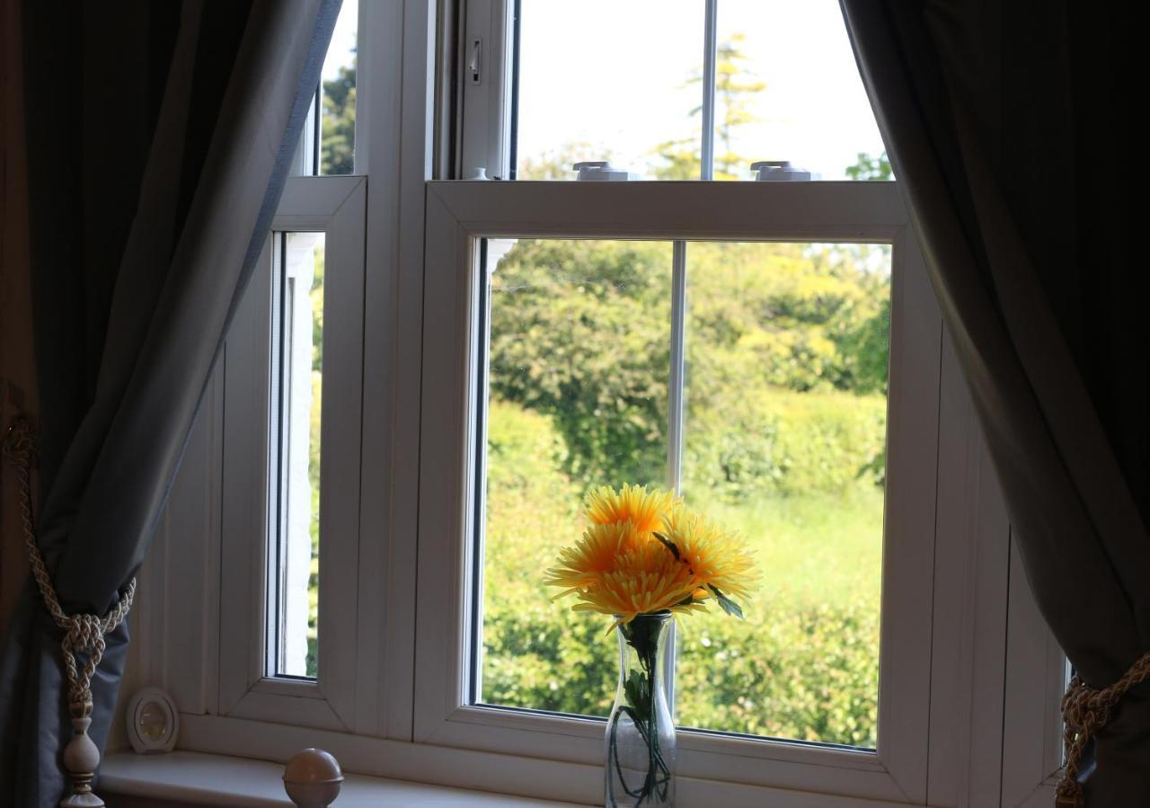 The White Lion At Wicken Bed & Breakfast Milton Keynes Exterior photo